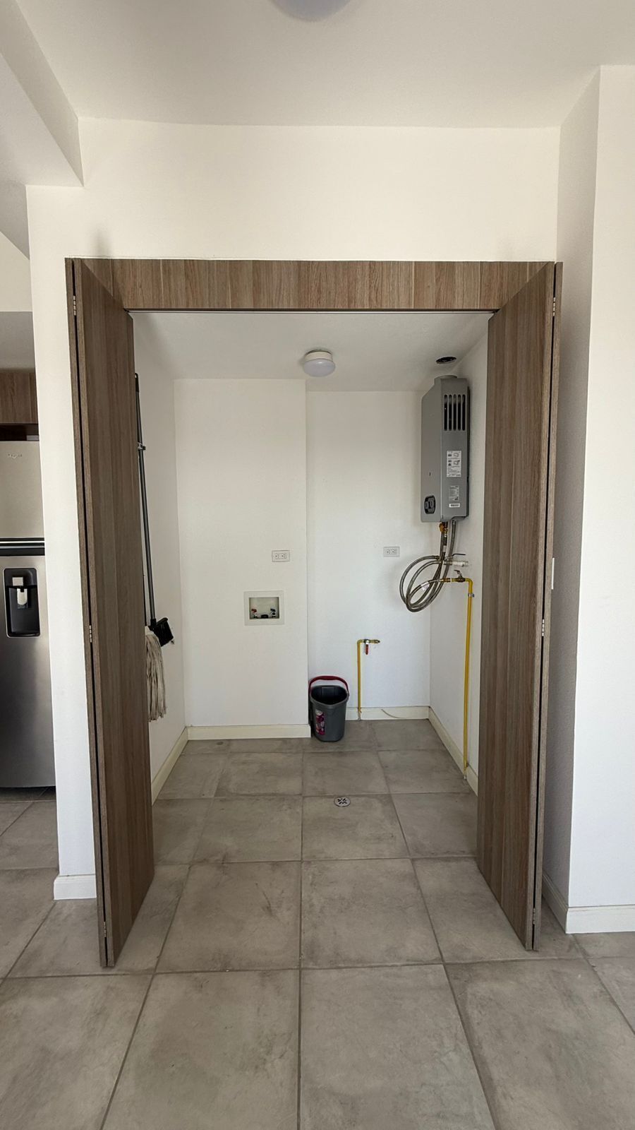 11 de 19: CUARTO DE LAVAR
