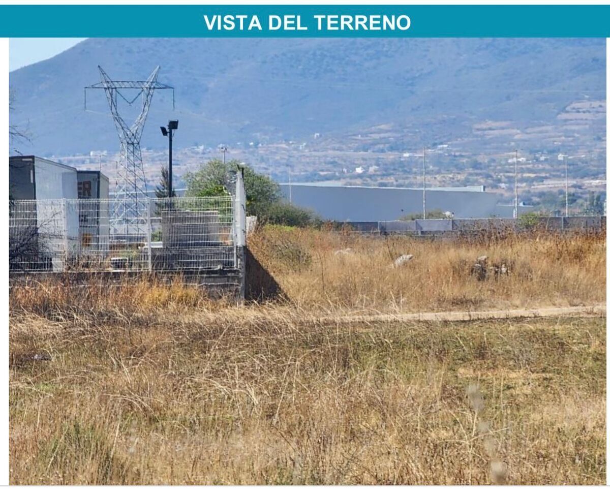 Terreno en venta en Carr. Federal 57 Qro. km 30 - foto 2