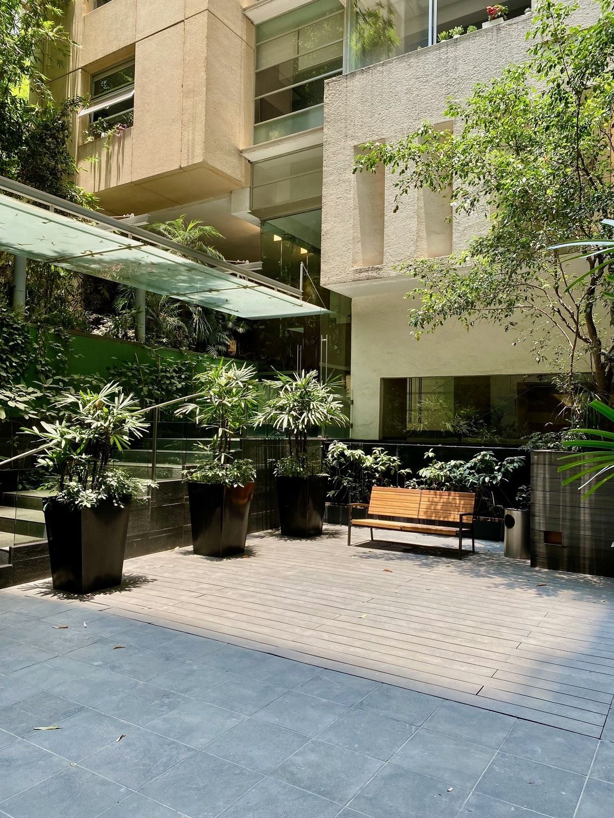 1 de 48: TERRAZA DEL CONDOMINIO