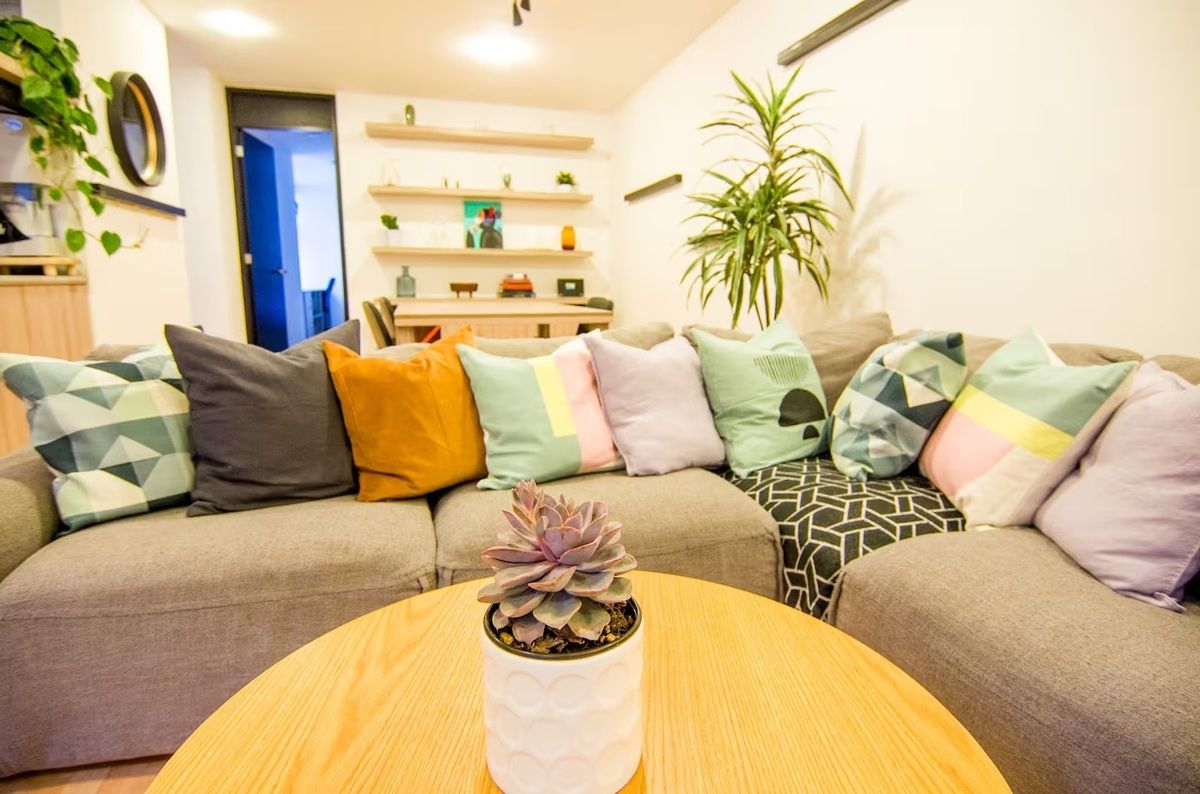 2 de 24: Sala
