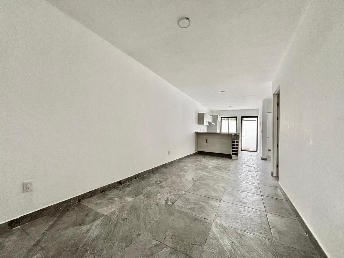 11 de 30: Sala y comedor abiertos