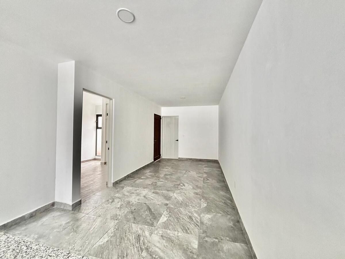 12 de 30: Área de sala y comedor