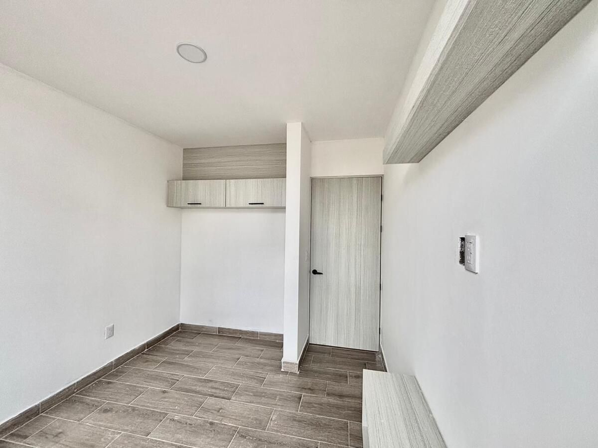 23 de 30: Recámaras  se entregan con closets completos .