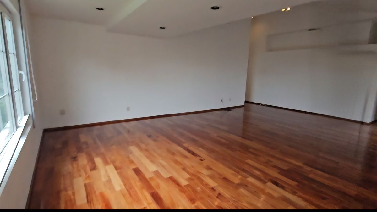 15 of 24: Habitación Principal