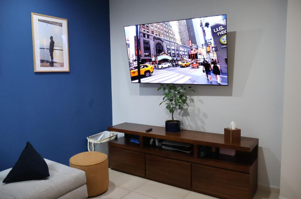 6 de 9: Sala de TV