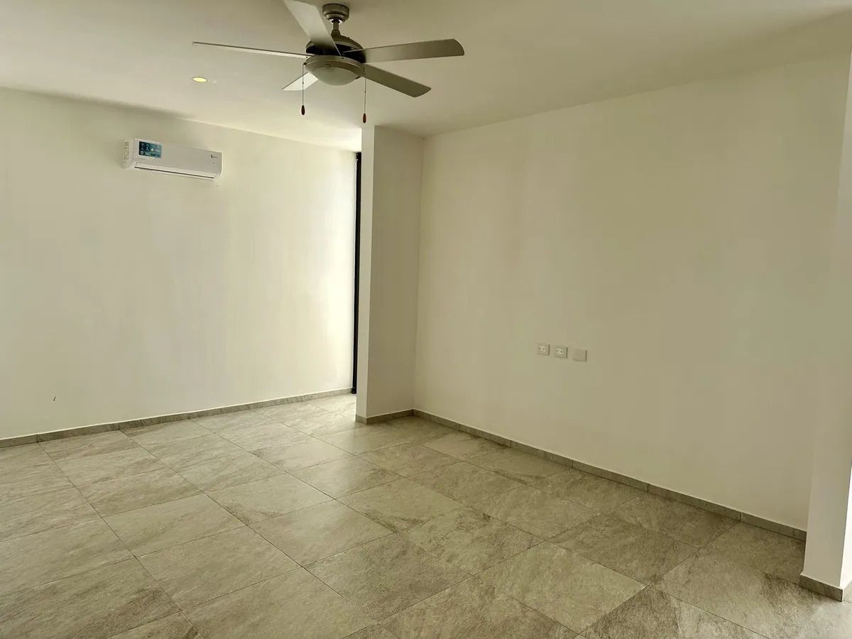 11 de 15: Segunda Habitación