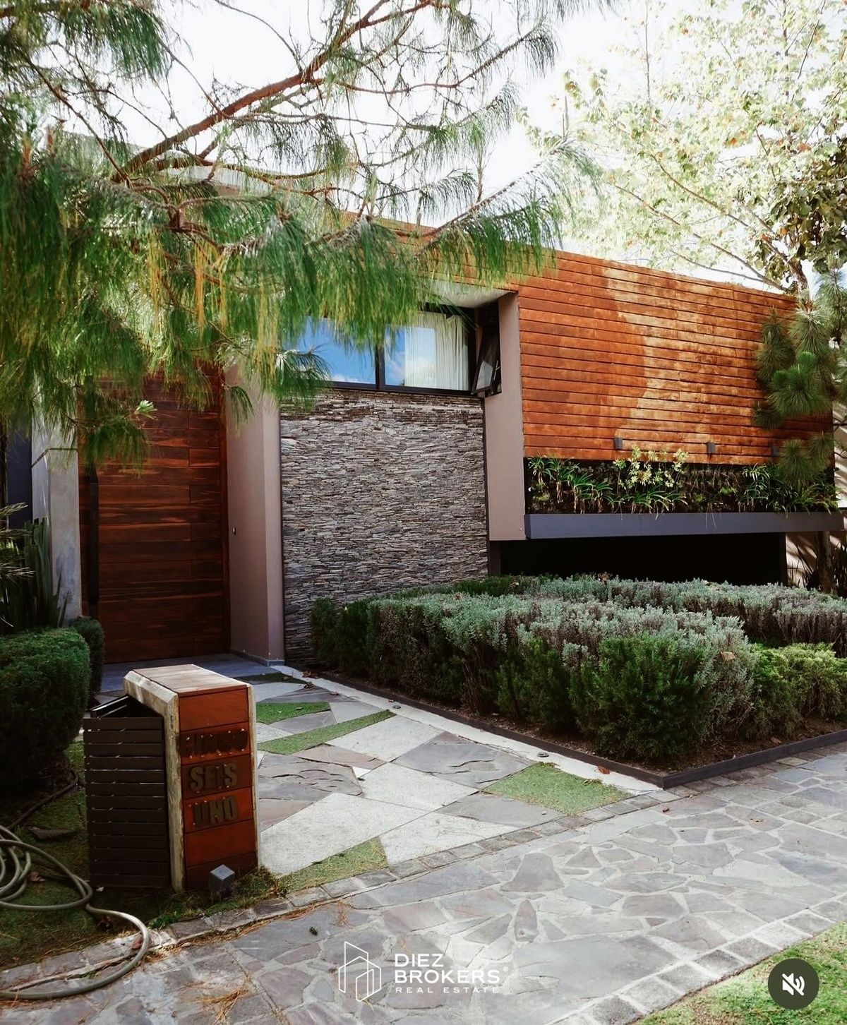 Casa en Venta - El Cielo Country Club, Tlajomulco De Zúñiga - foto 1