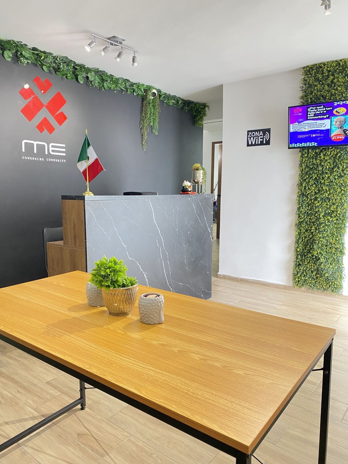 2 de 9: Lobby