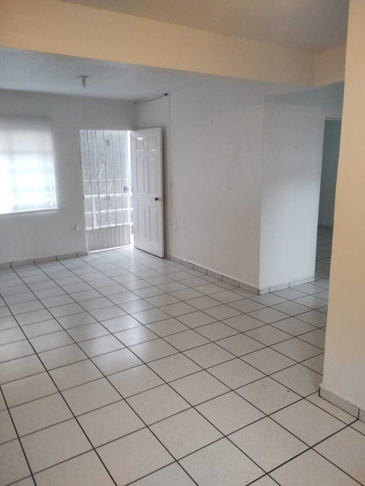 3 of 7: Sala/comedor