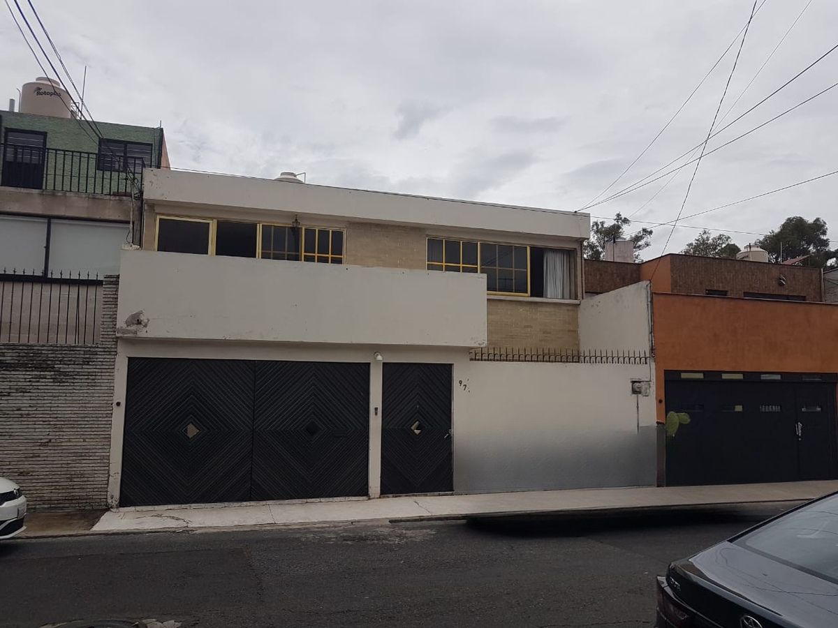 1 of 34: Fachada actual