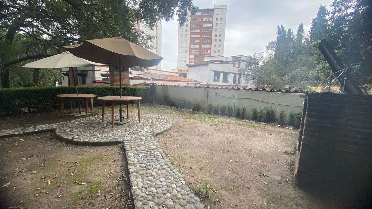3 de 18
