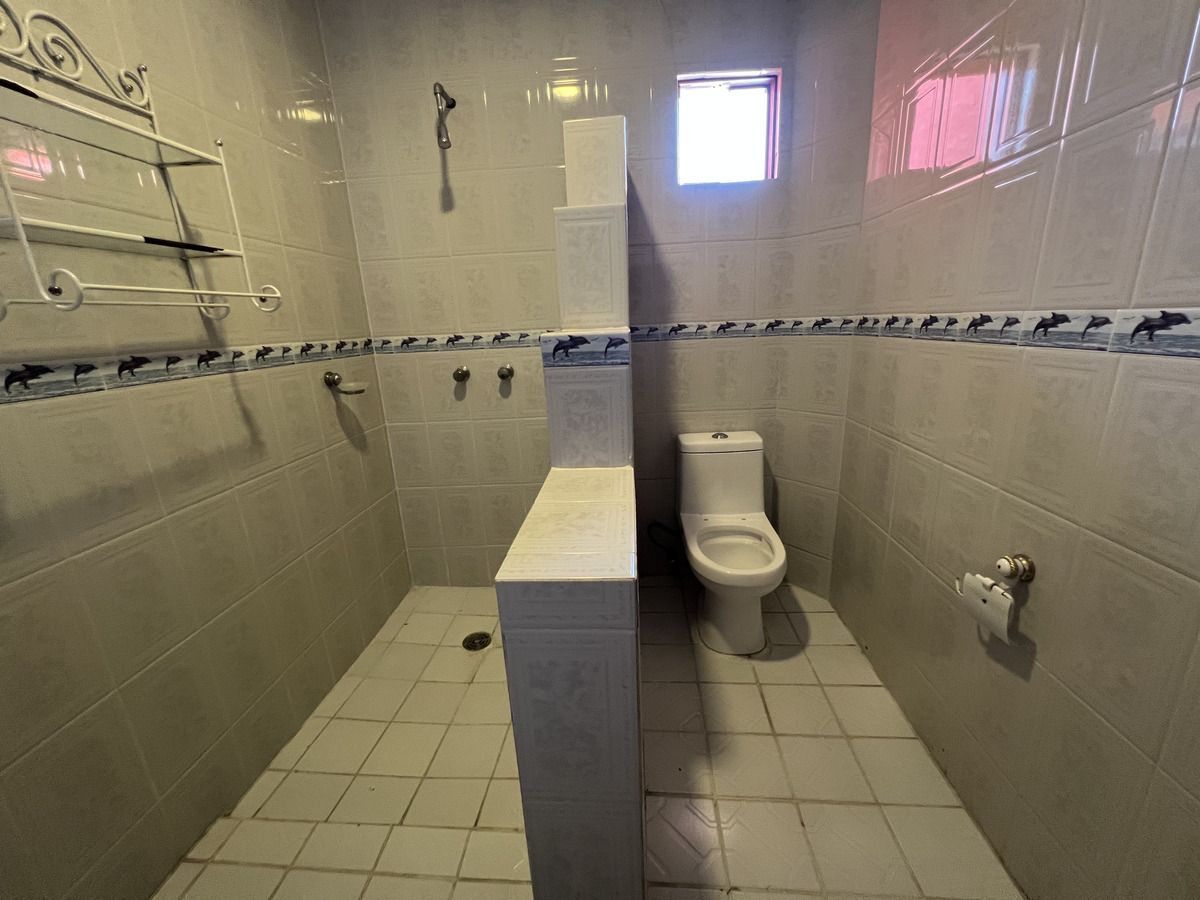 12 of 25: Baño Rec Ppal