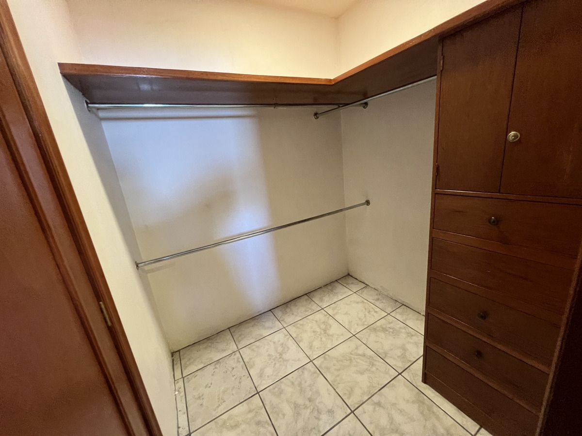 14 of 25: Vestidor Rec Ppal