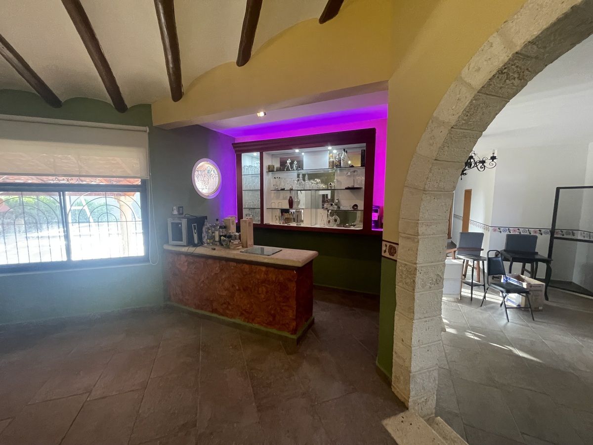 17 de 36: Sala.