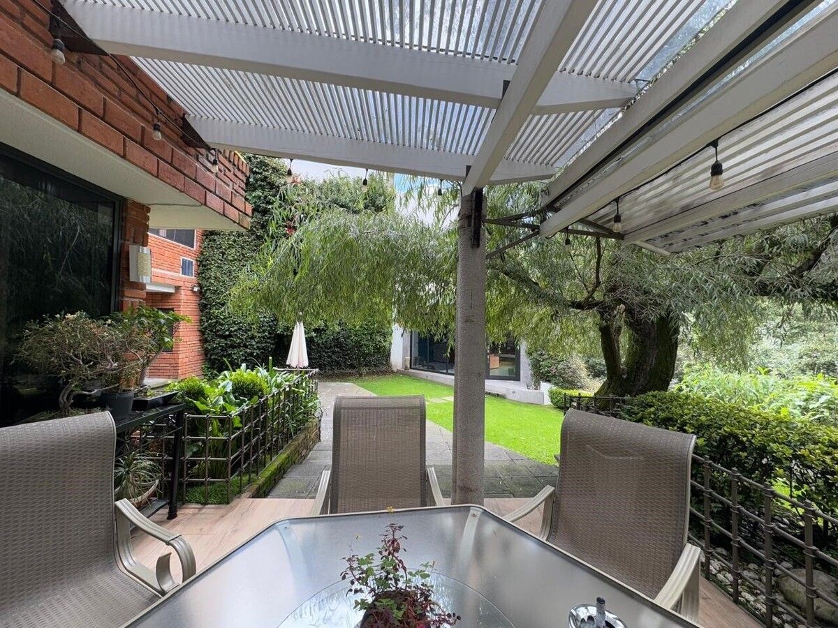 2 of 30: Casa en Venta en Las Águilas Rayo Vende ®