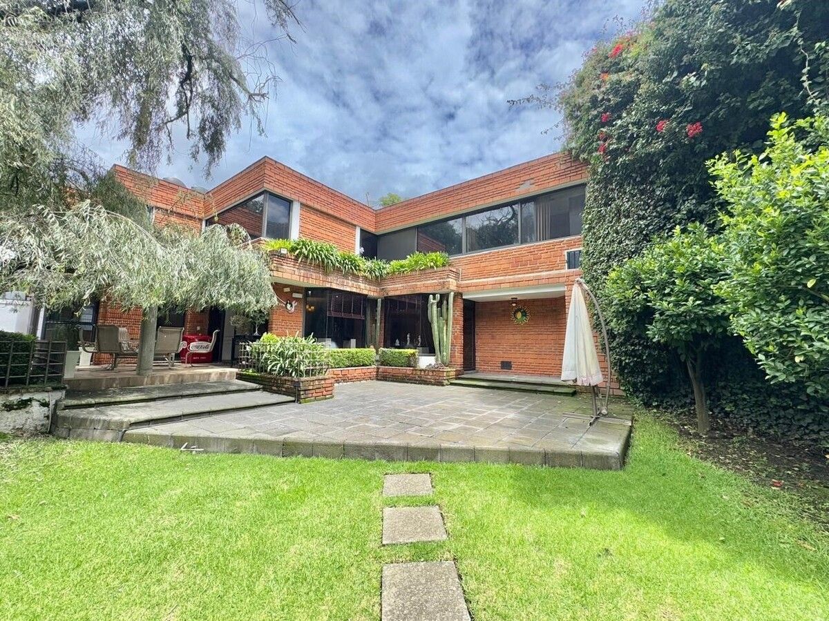 1 of 30: Casa en Venta en Las Águilas Rayo Vende ®