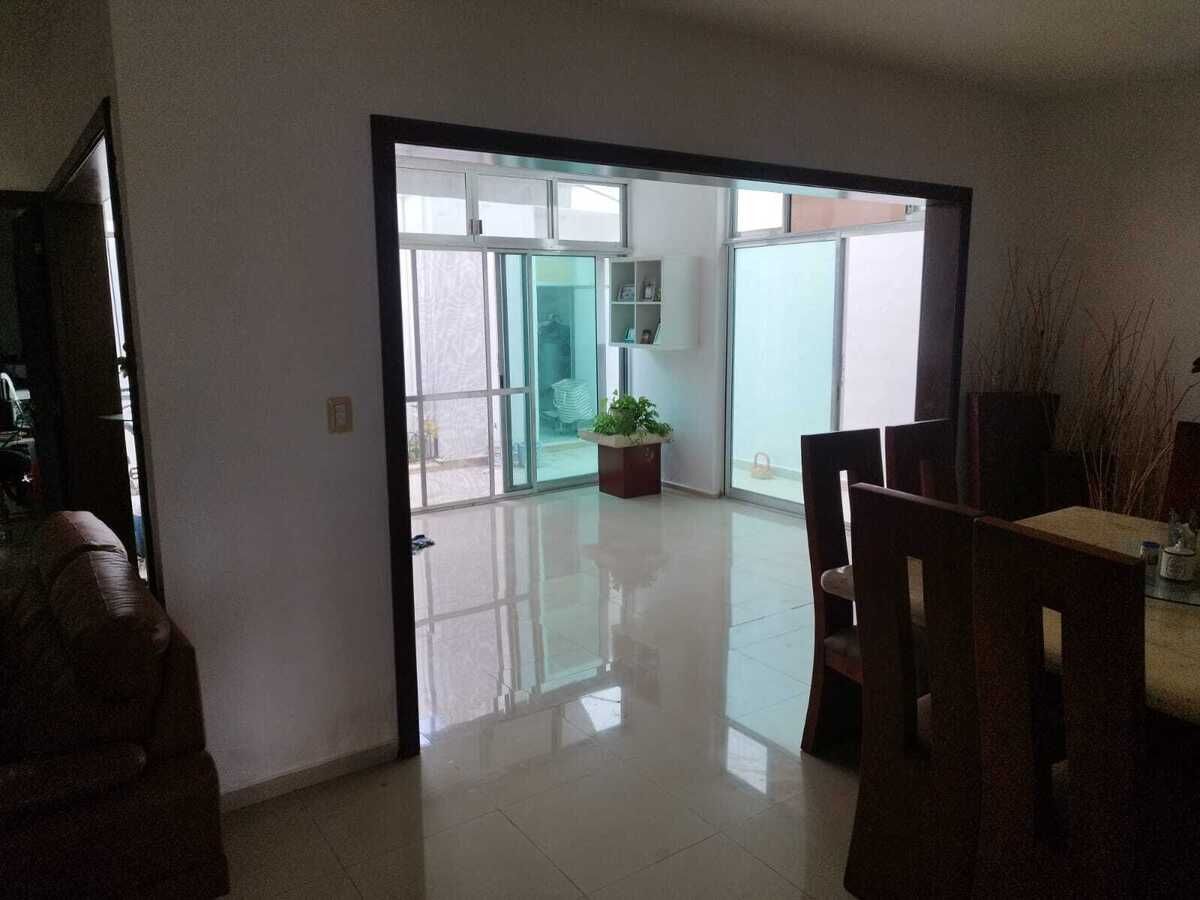4 de 25
