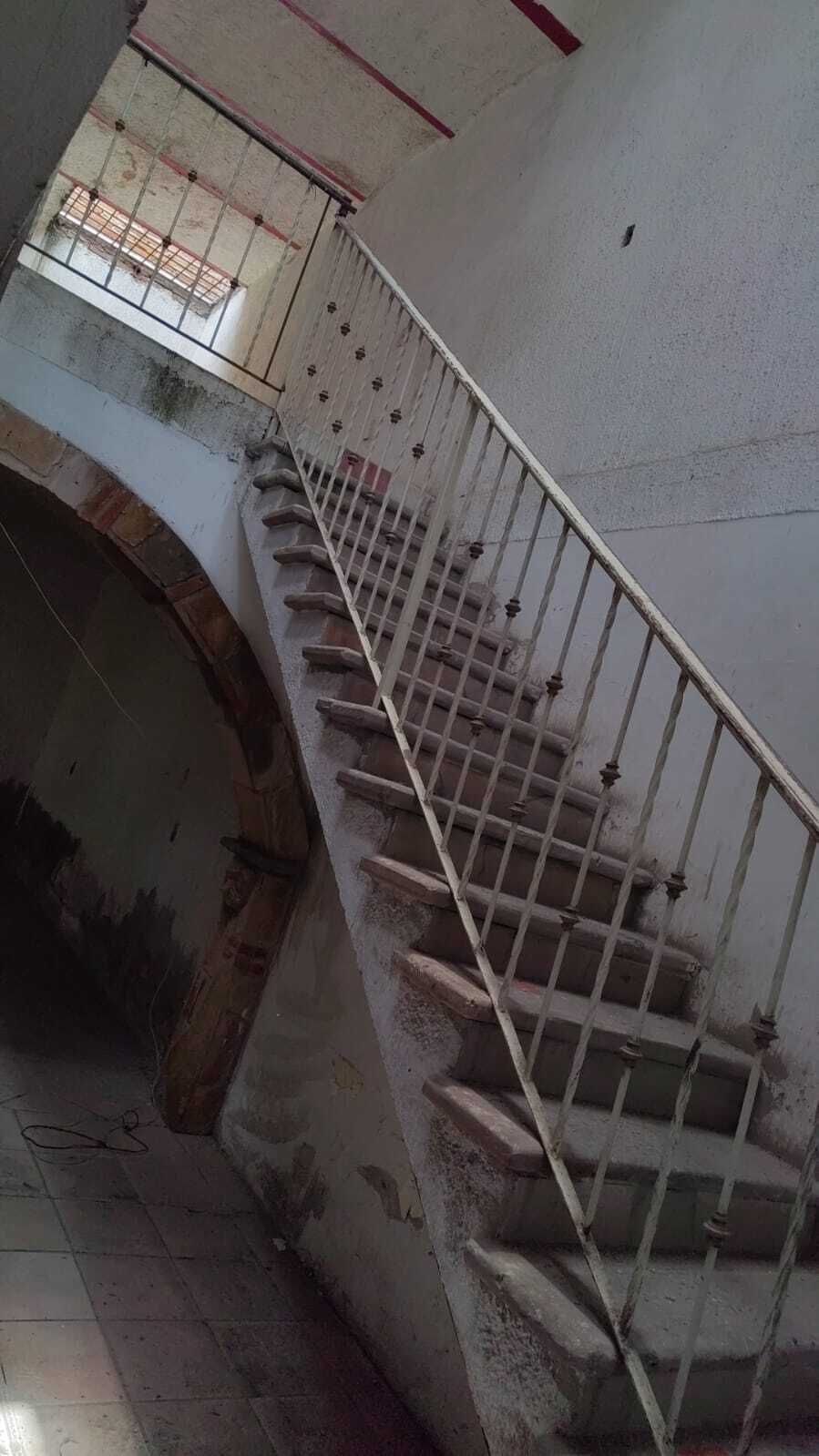 4 of 9