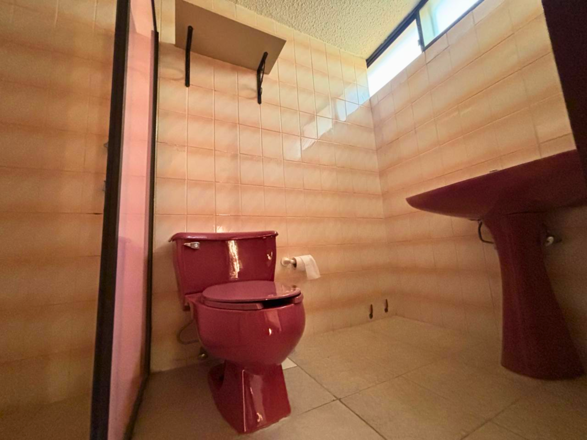 39 de 43: BAÑO HABITACIÓN 3