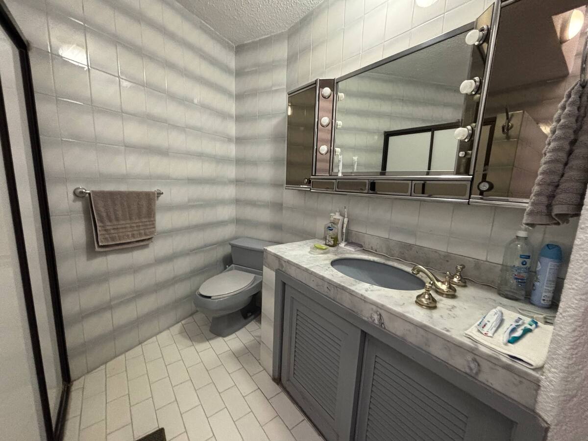 35 de 43: HABITACIÓN PRINCIPAL BAÑO