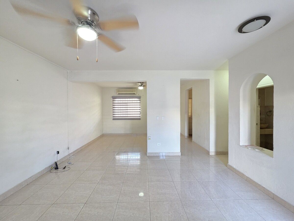 19 de 32: Sala comedor