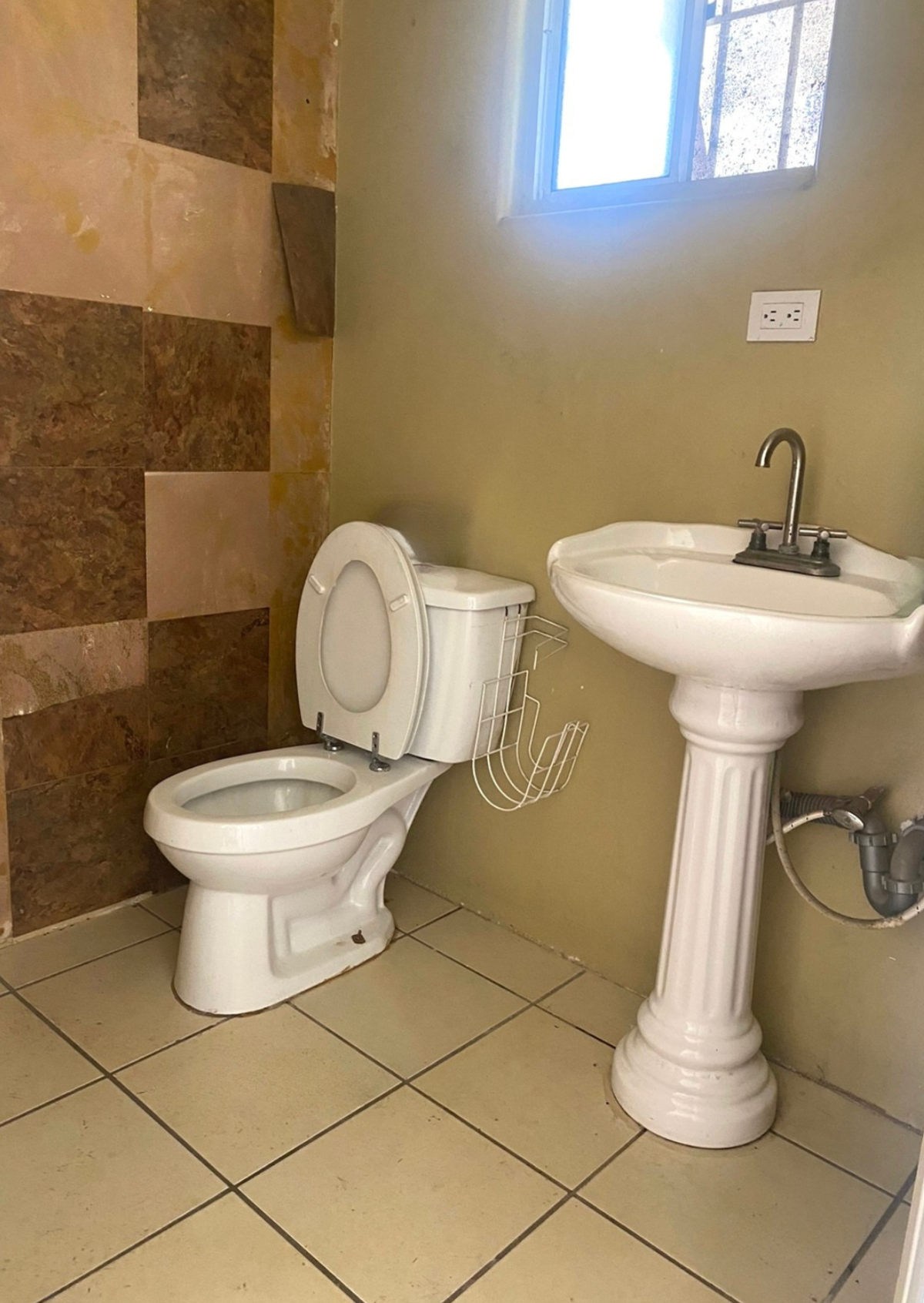 2 de 16: 1/2 baño