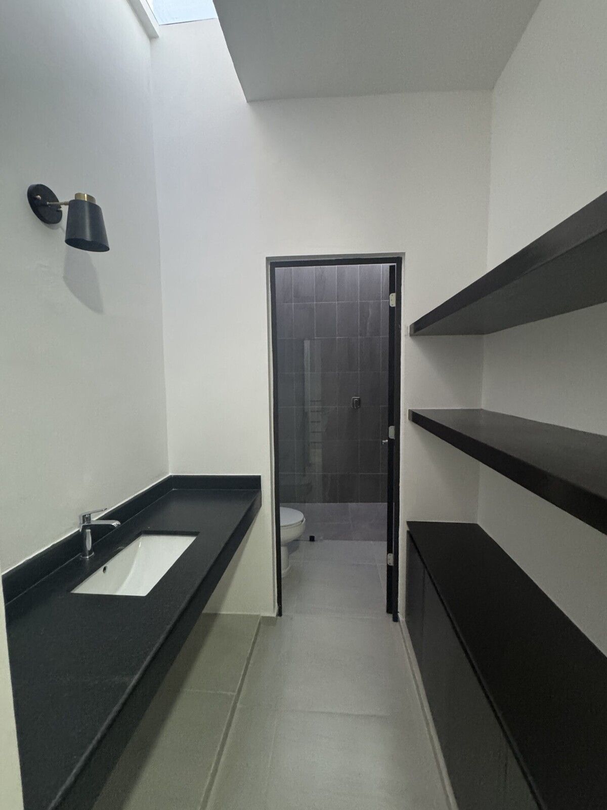 18 de 20: Baño compartido de Recámaras secundarias