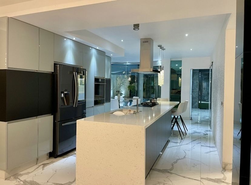 3 of 49: Casa en Venta en Coto en Bugambilias cocina