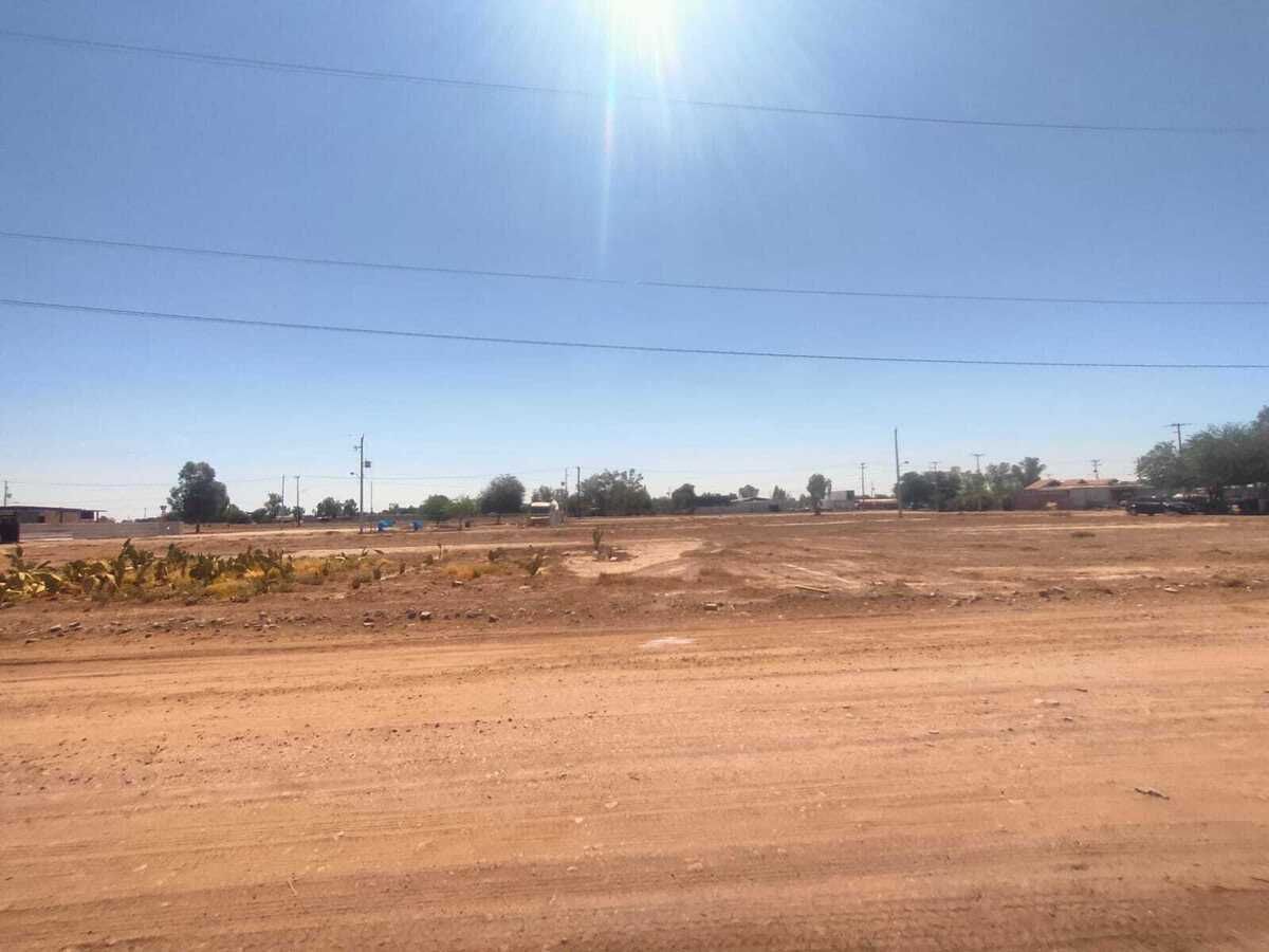 Dos Terrenos en Venta en Fracc. Manantiales (Islas Agrarias B)🏜