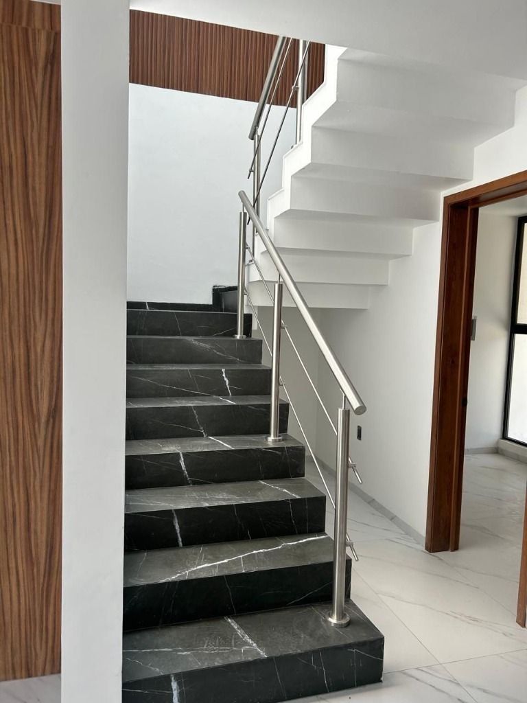 5 de 15: Escalera