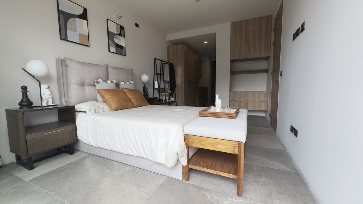 9 of 17: Habitacion Lockoff