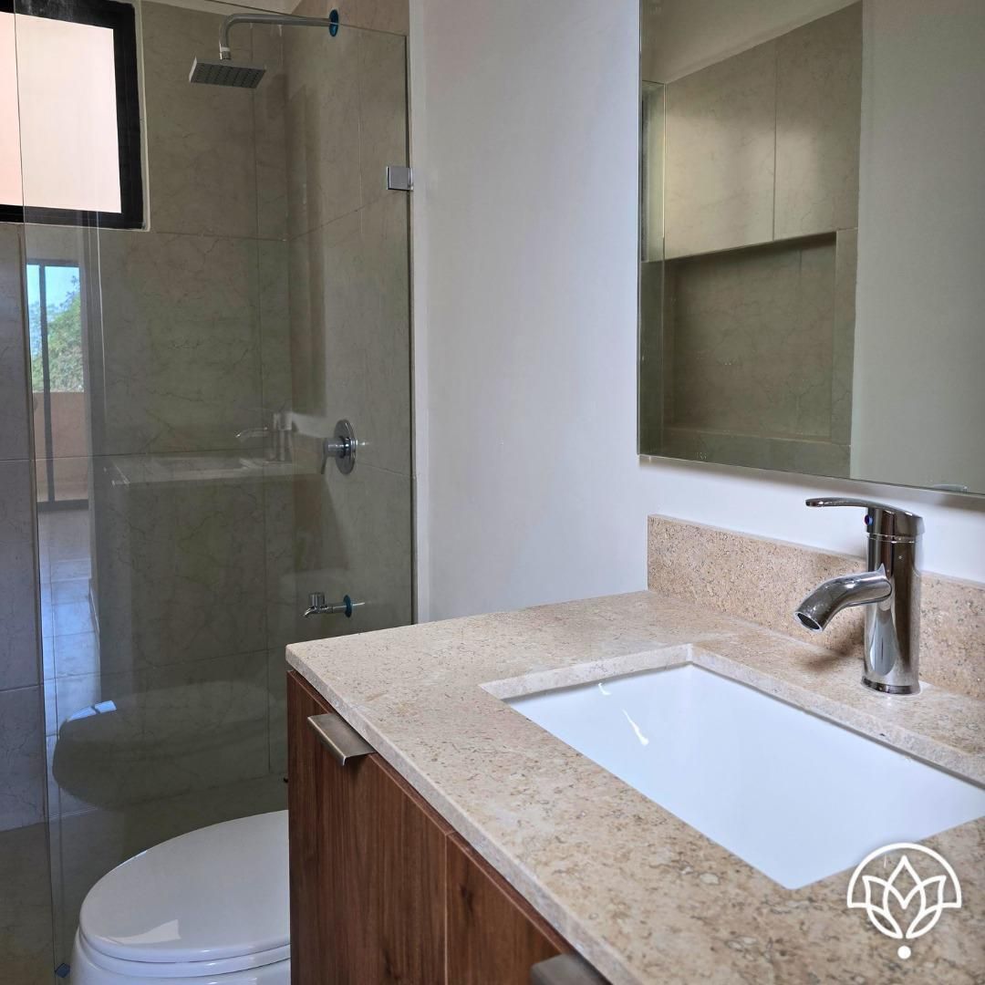 7 de 7: Baño Completo