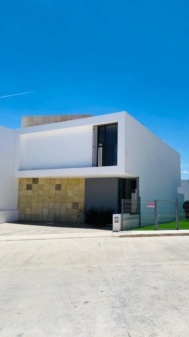 Casa en venta en Lomalta, Tres Marías, Morelia