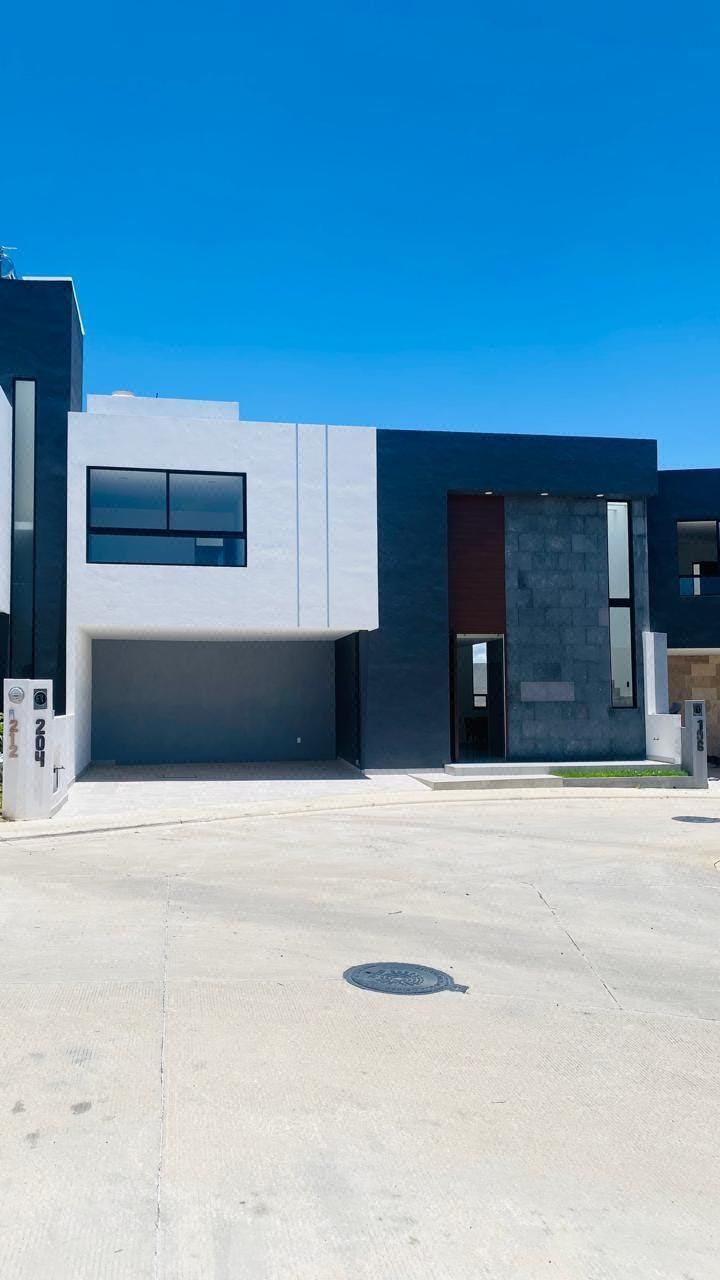 Casa en venta en Lomalta, Tres Marías, Morelia