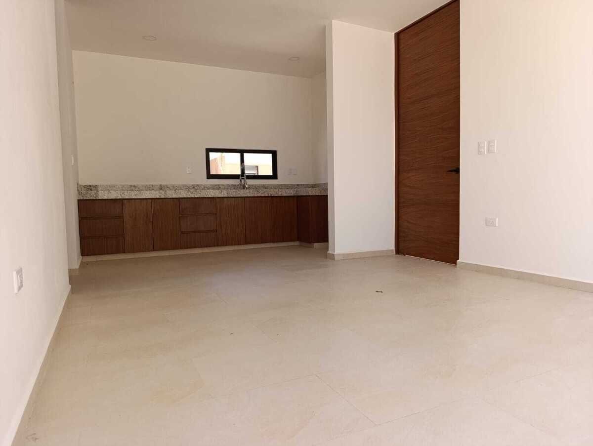 1 de 20: Area de comdor.