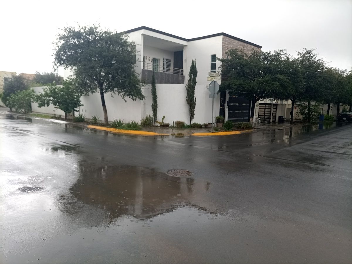 3 de 32