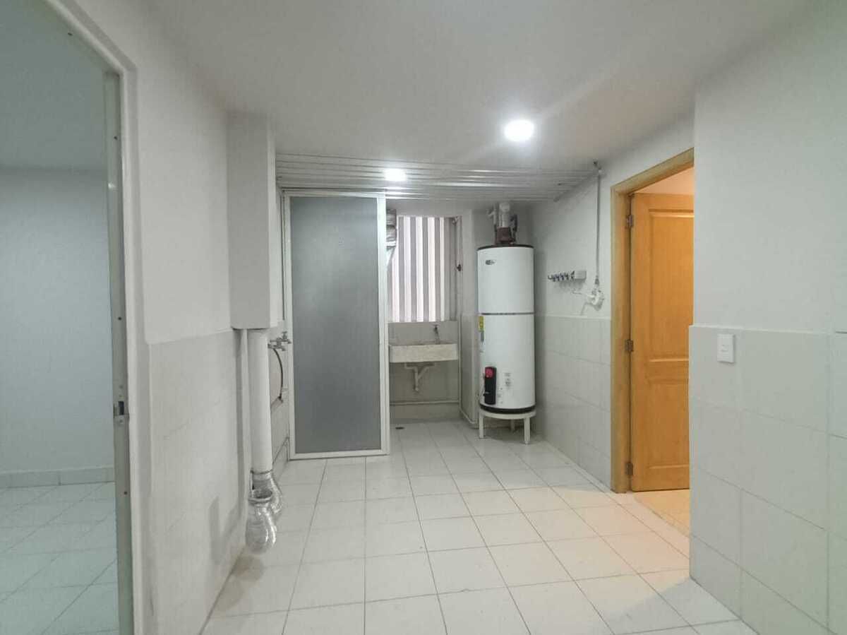 35 of 50: Lavanderia