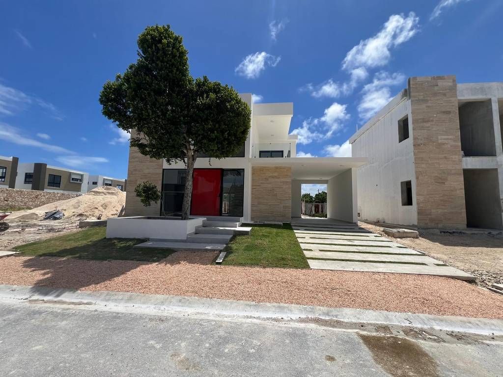 1 de 4: FACHADA