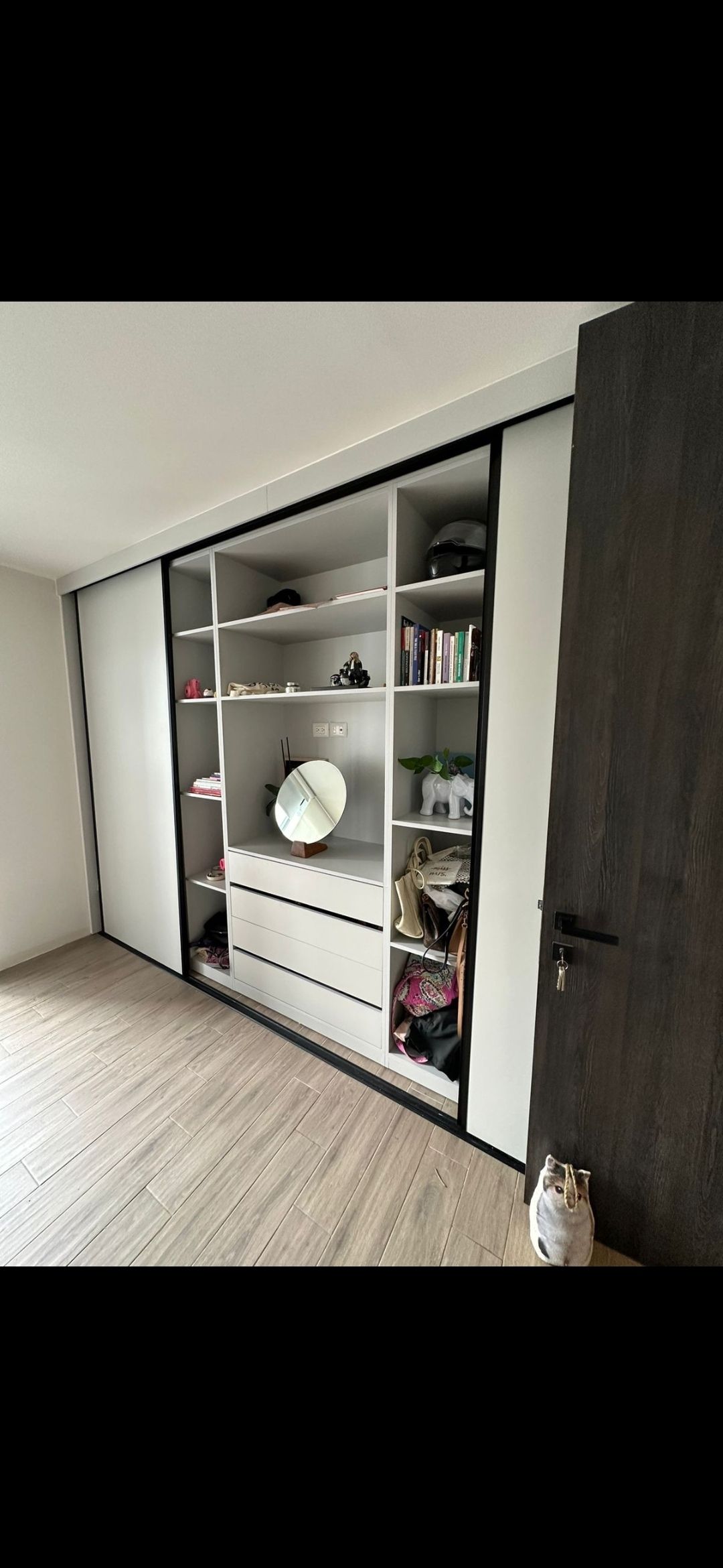 9 of 15: habitacion