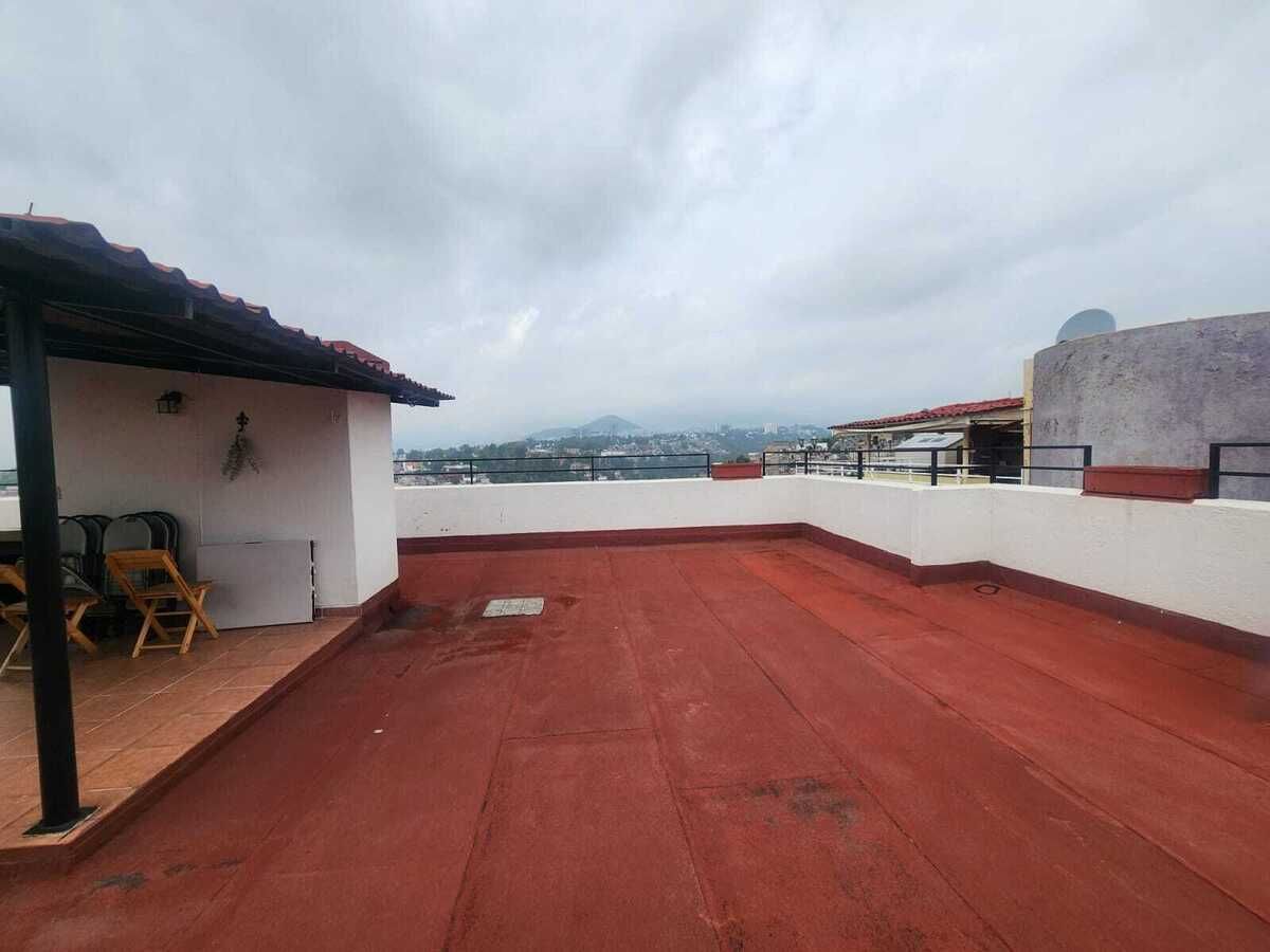 22 of 26: Roof garden