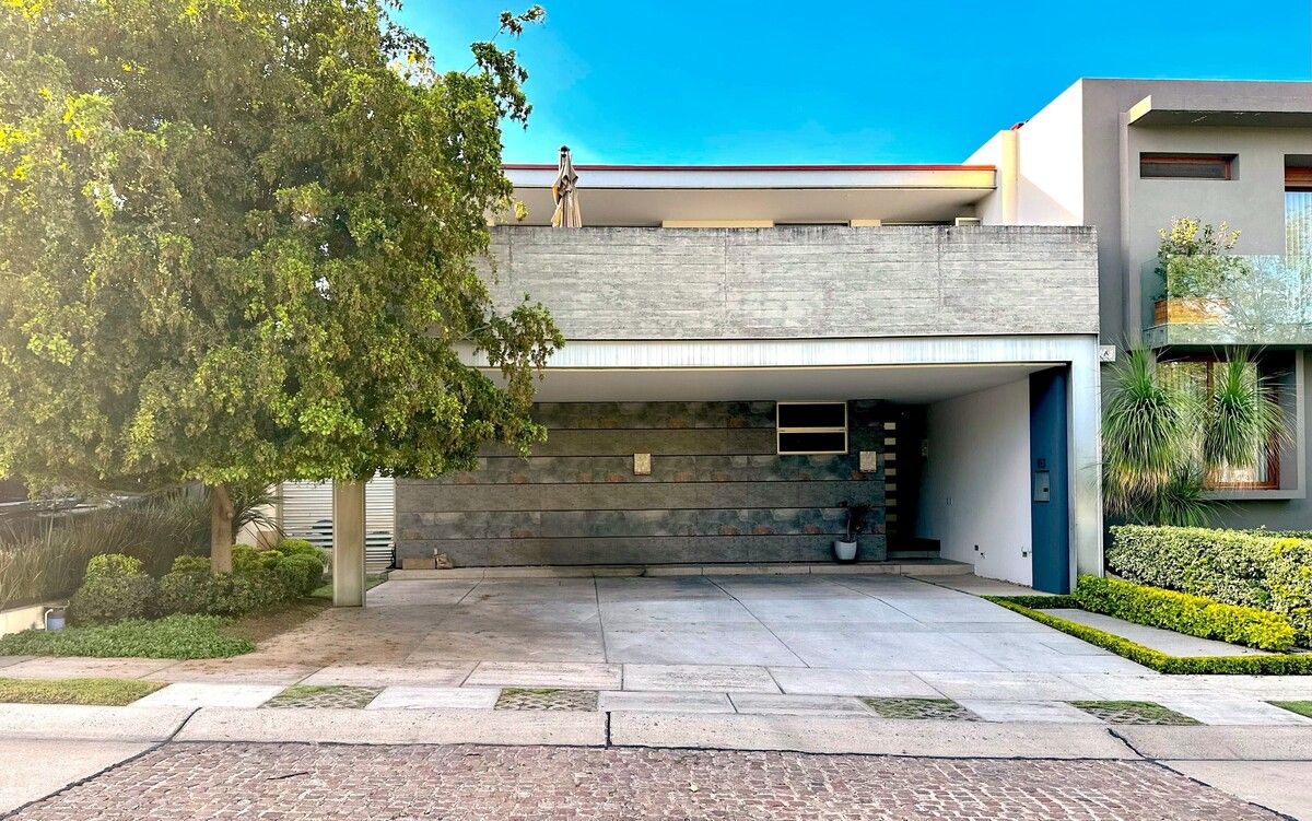 3 de 49