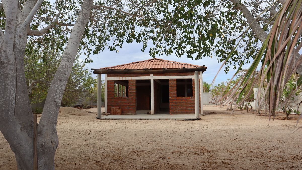 11 de 11: DOS CABAÑAS PEQUEÑAS PARA TERMINAR