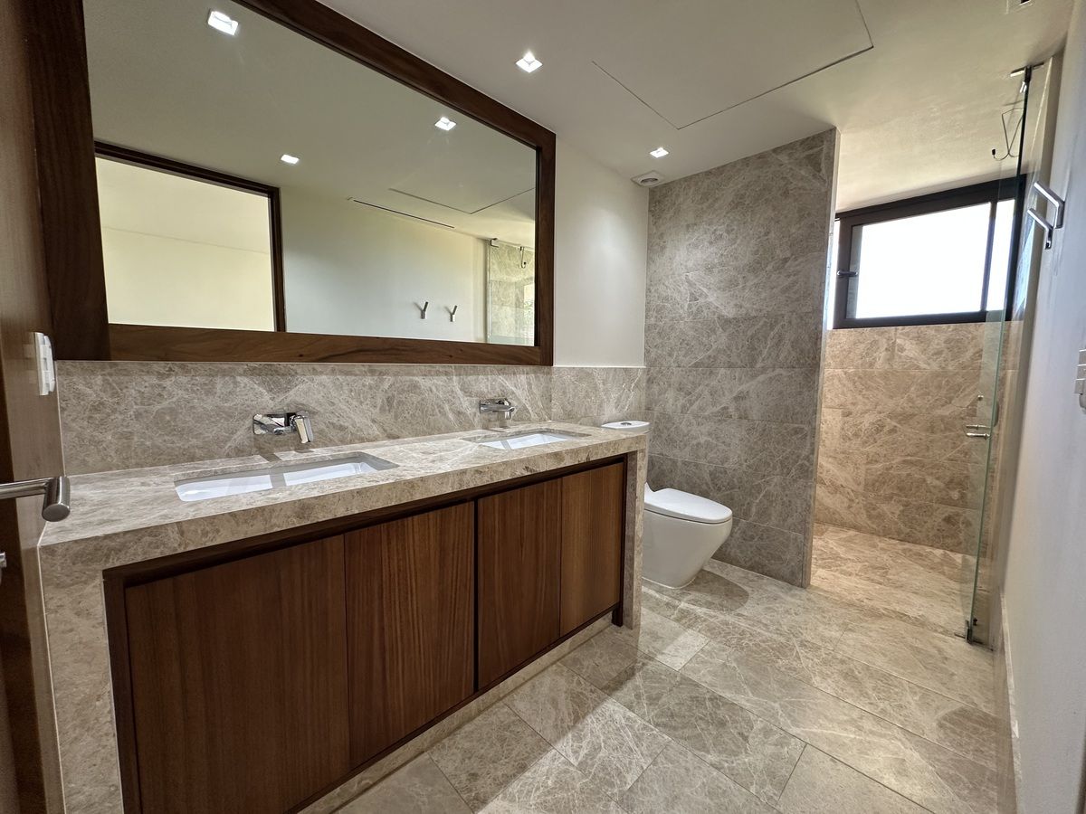 4 de 20: Baño recámara principal