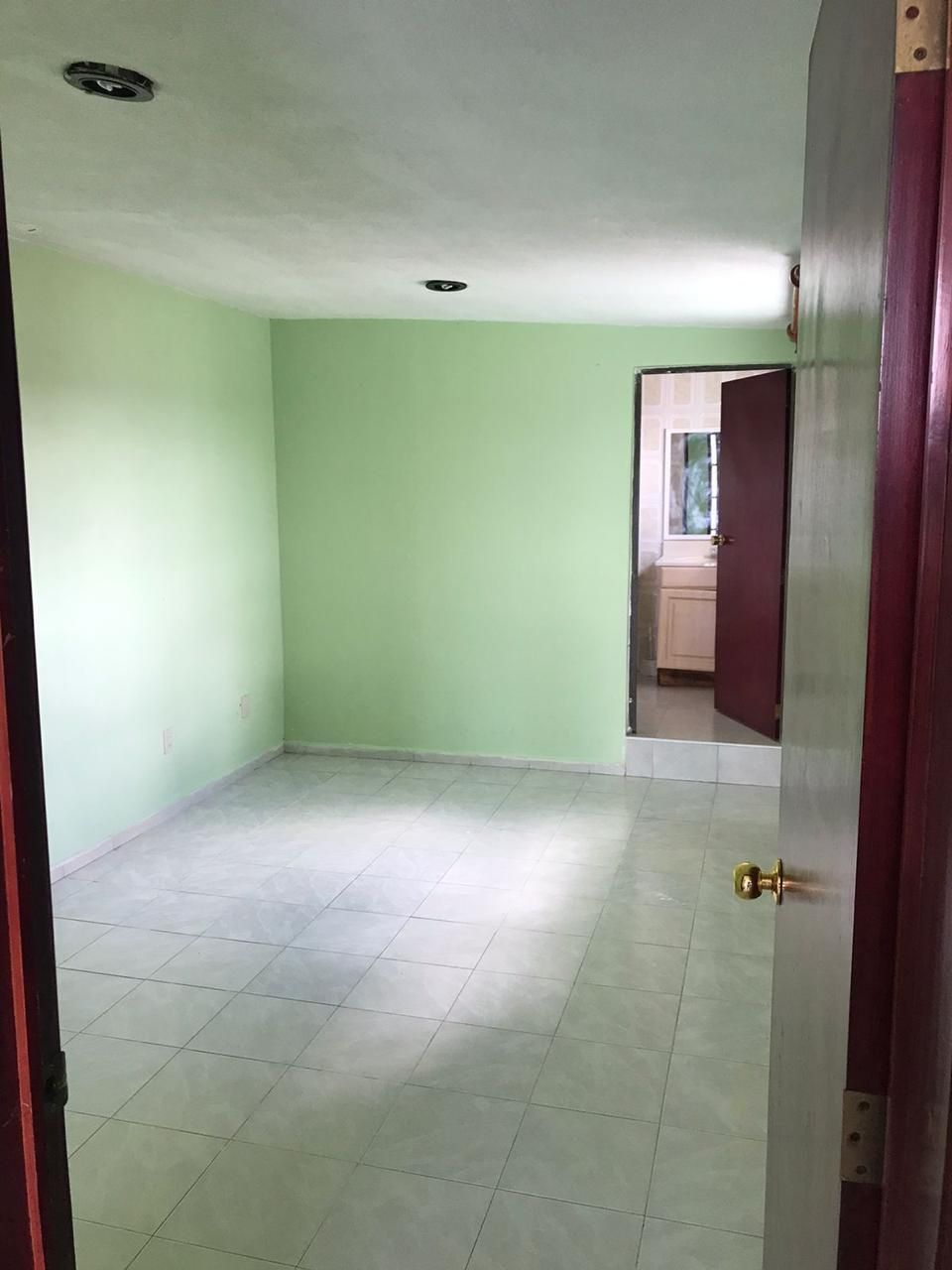 19 de 24: 3a planta - Recámara secundaria 3 con baño completo