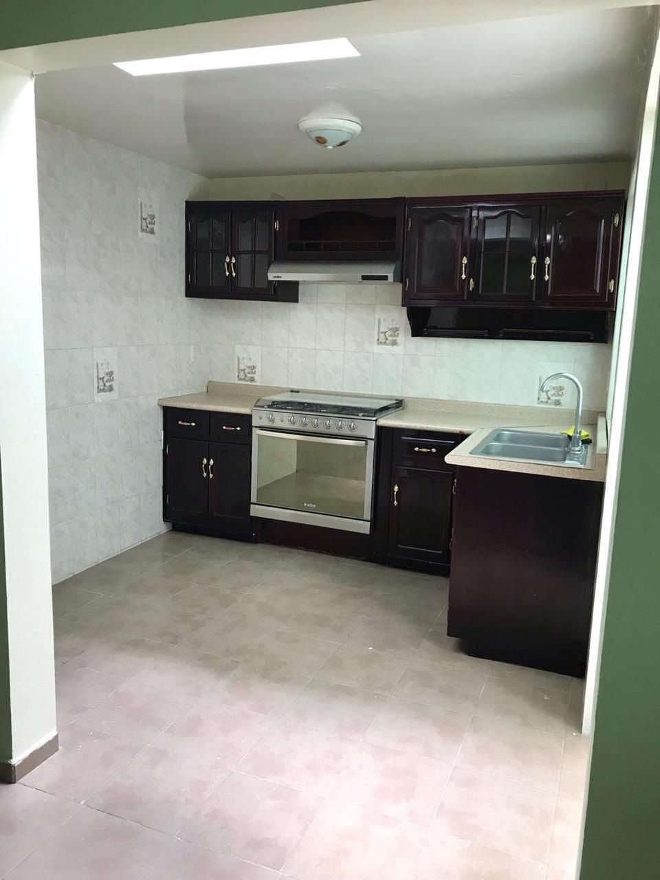 7 de 24: Planta Baja -  Cocina equipada