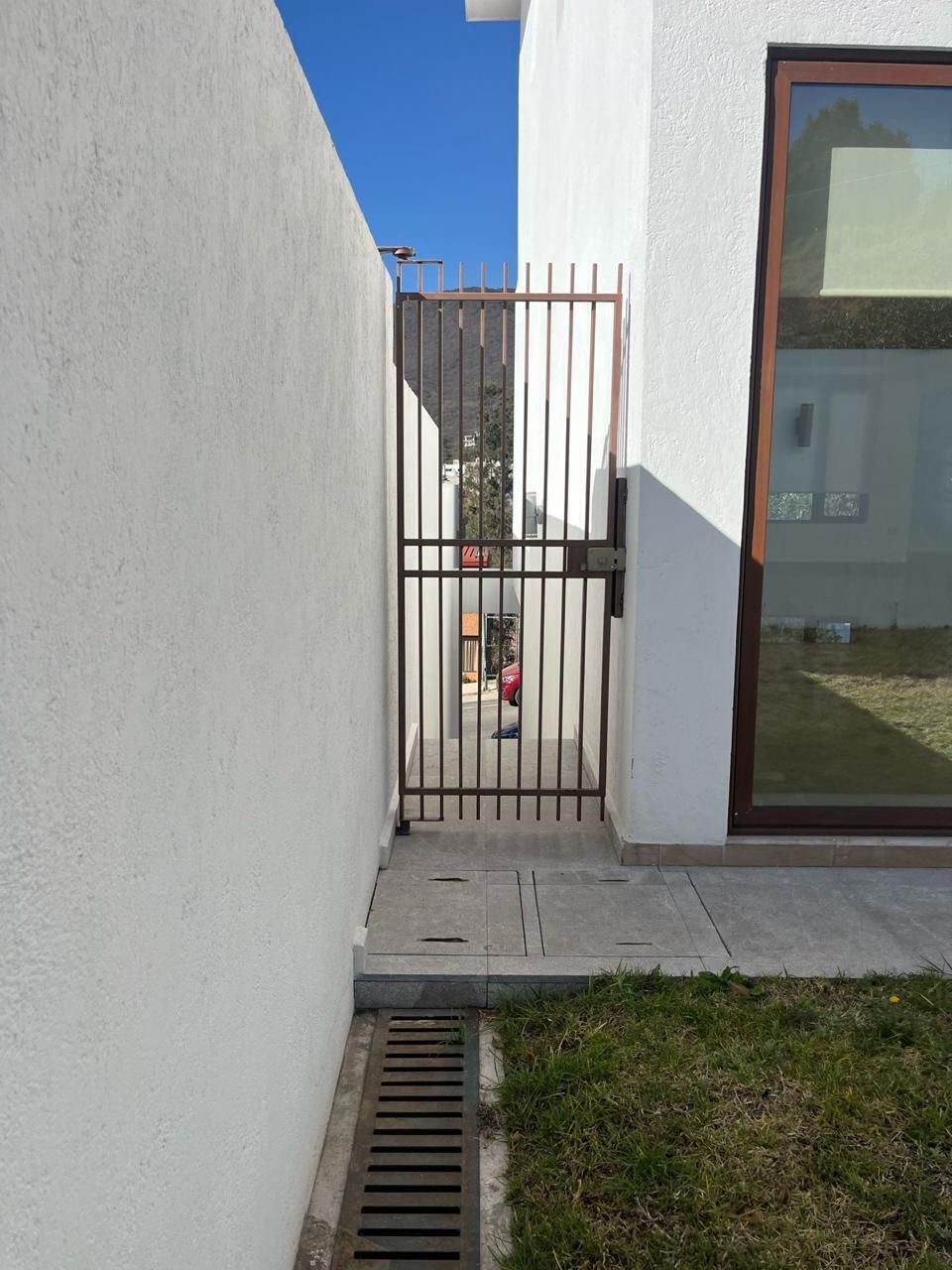 34 de 37