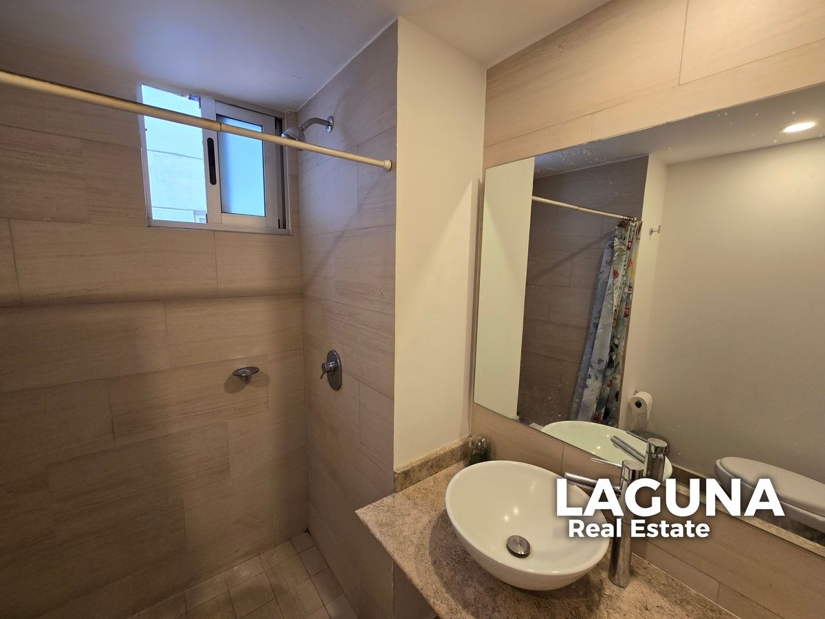 20 of 23: Baño Recamara principal