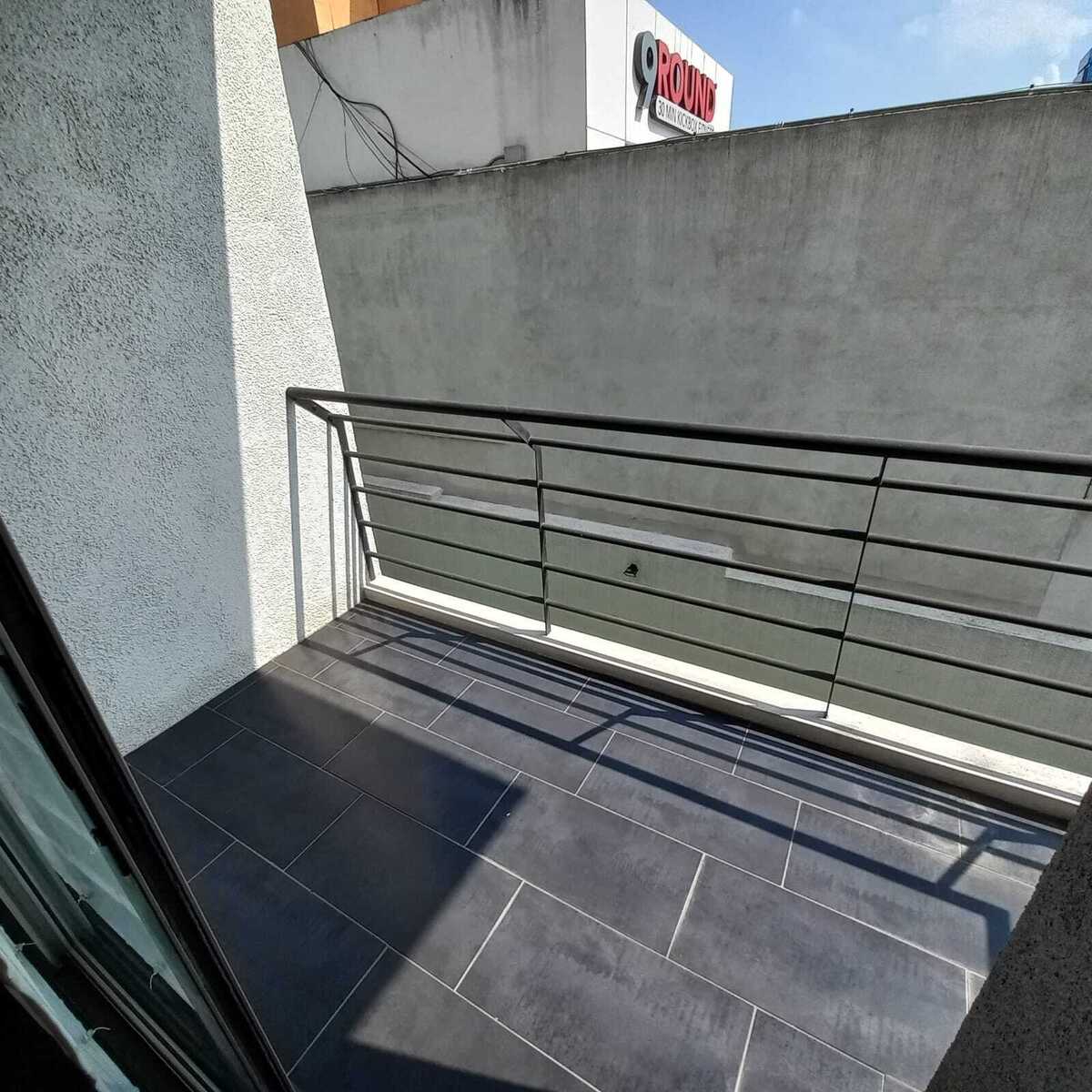 9 de 16