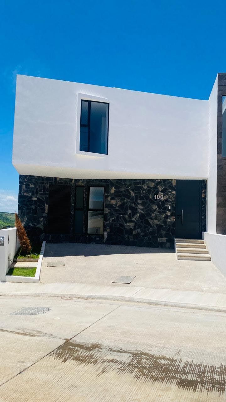 Casa en venta en Lomalta, Tres Marías, Morelia