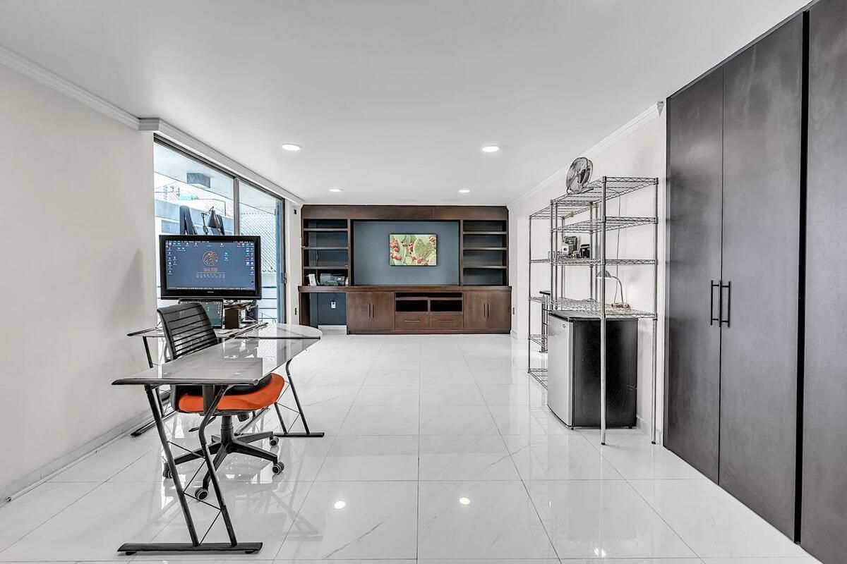 14 de 41: family o sala de TV